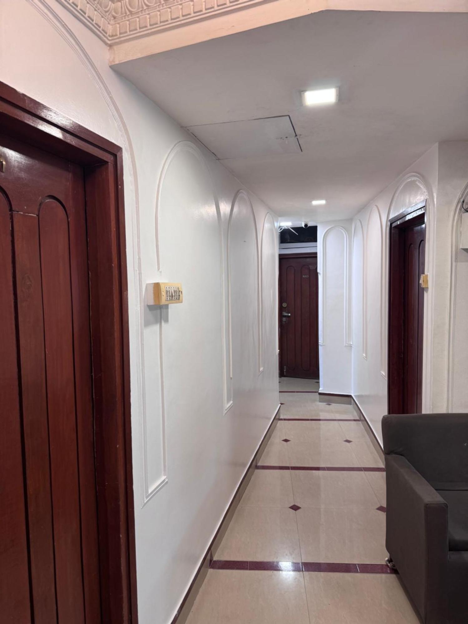 Hotel Tushar 푸네 외부 사진