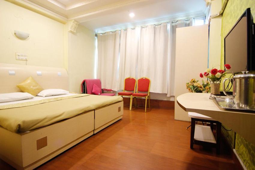Hotel Tushar 푸네 외부 사진